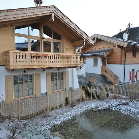 „chalet 13 Am Sonnenhang“ By Alpen * Wald im Pinzgau